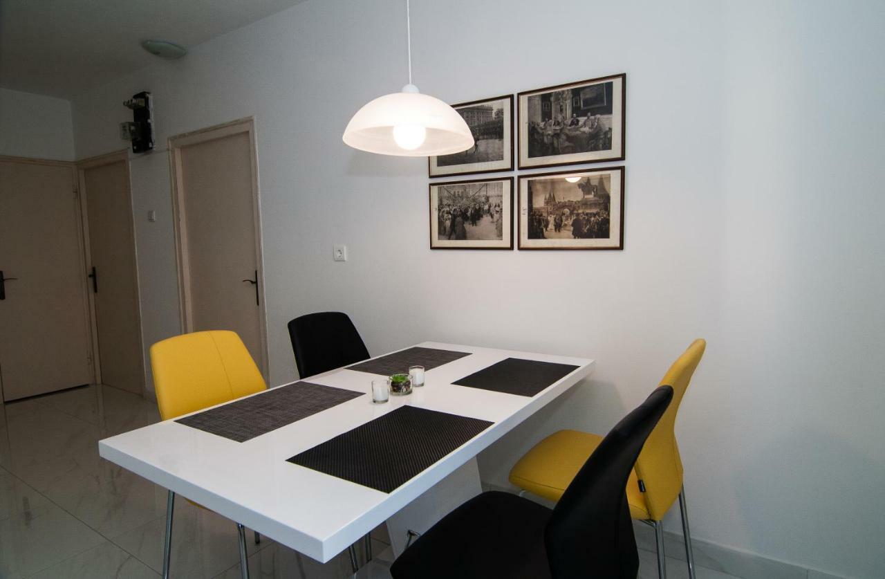 New Renovated Apartment 15 Min From Beach On Foot Pula Bagian luar foto