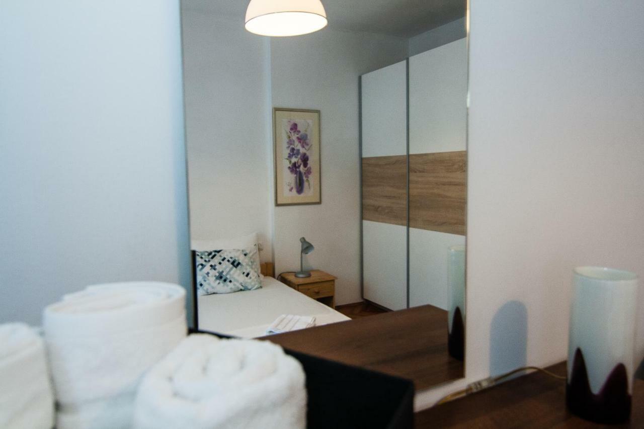 New Renovated Apartment 15 Min From Beach On Foot Pula Bagian luar foto